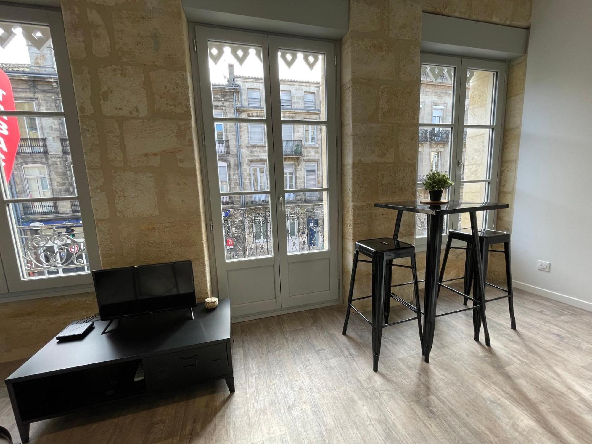 Studios Climatises En Centre Ville Bordeaux Exterior foto